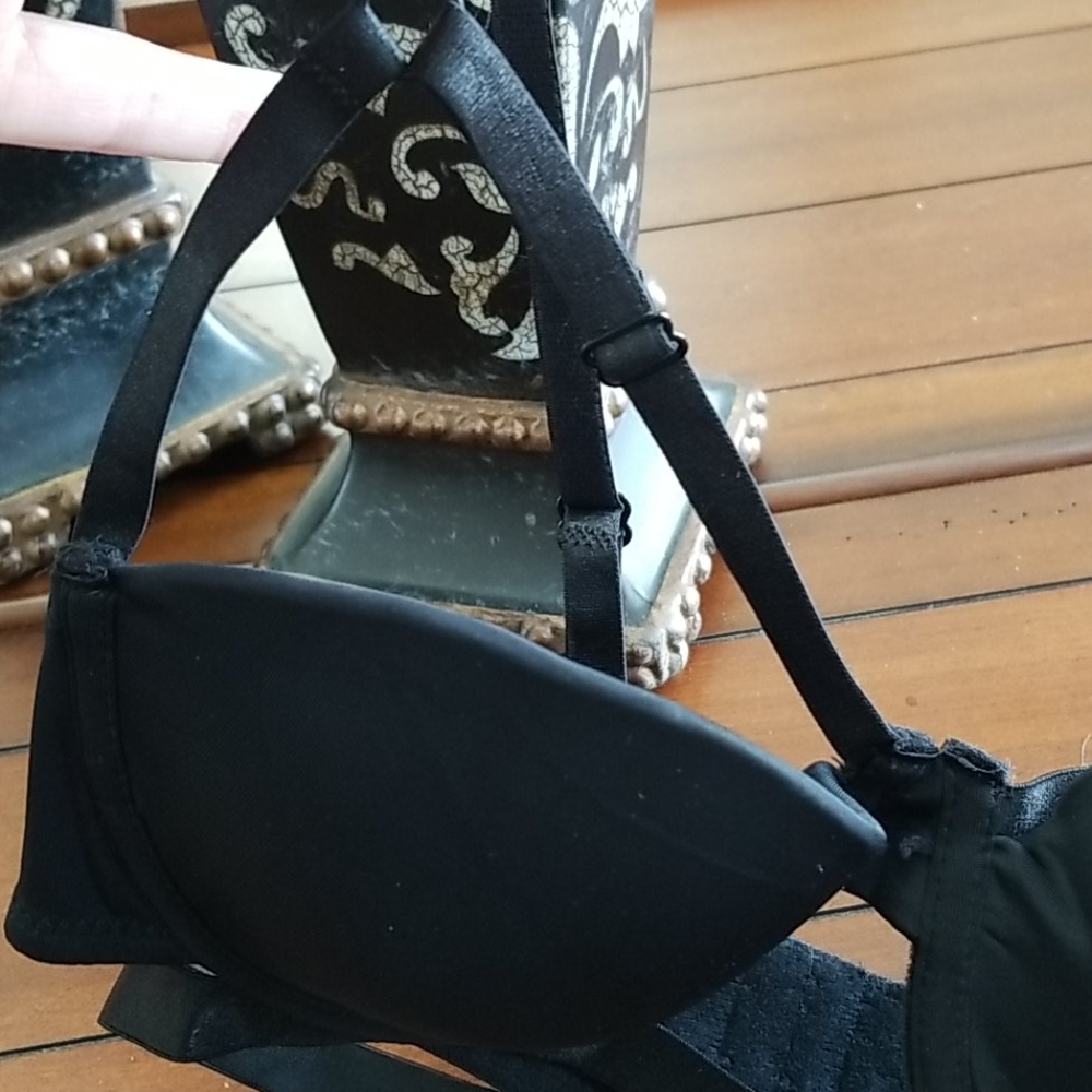 ๐ค BLACK BRA - Picture 4 of 11
